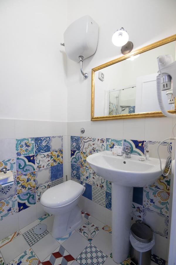 Effe Bed & Breakfast Napoli